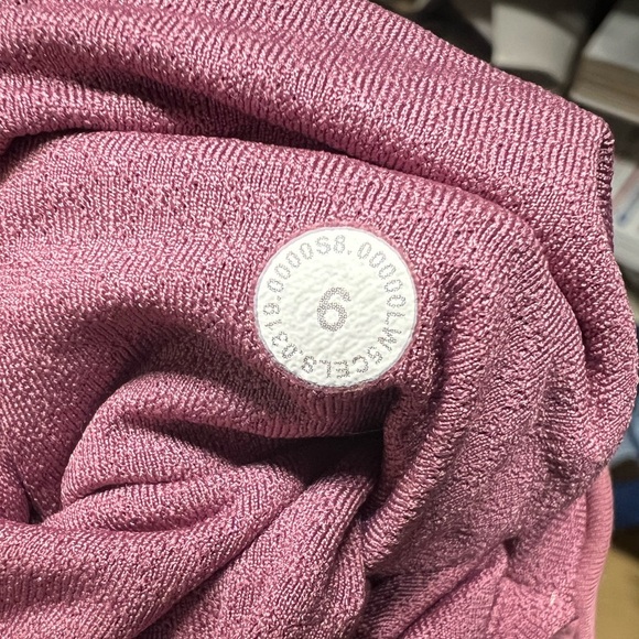 Lululemon Wunder Under Leggings 8 - Picture 4 of 4